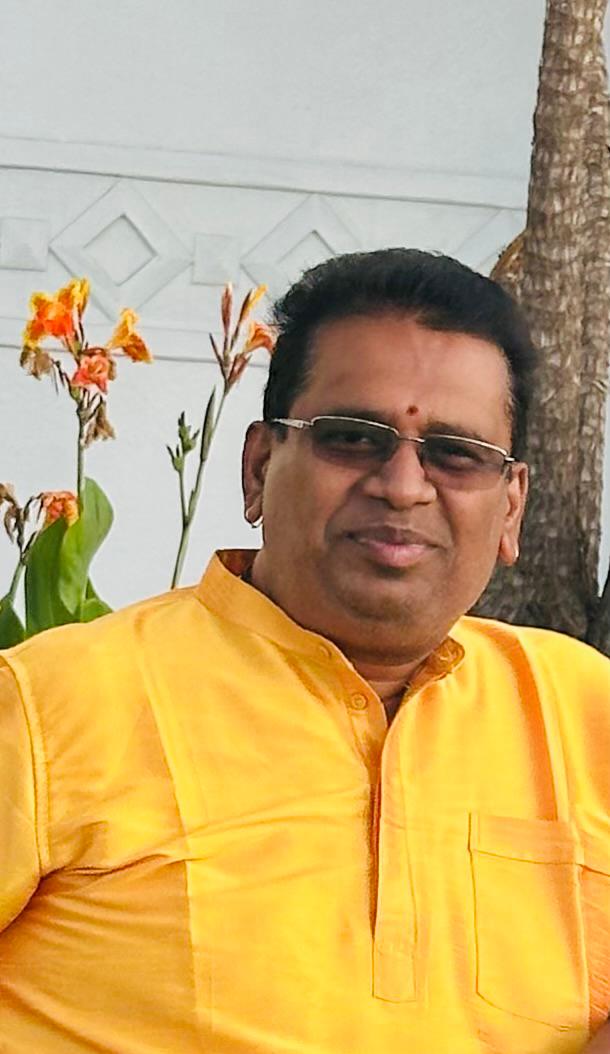 Pundiji Headshot.jpg